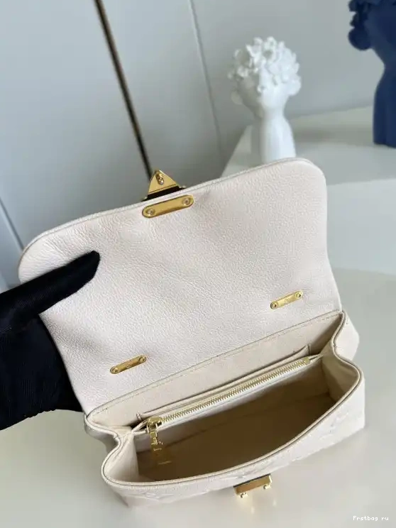 First bag ru LOUIS MADELEINE VUITTON BB 0512